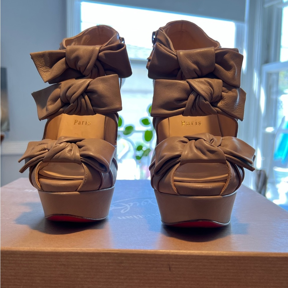 Christian Louboutin Madame Butterfly 🦋